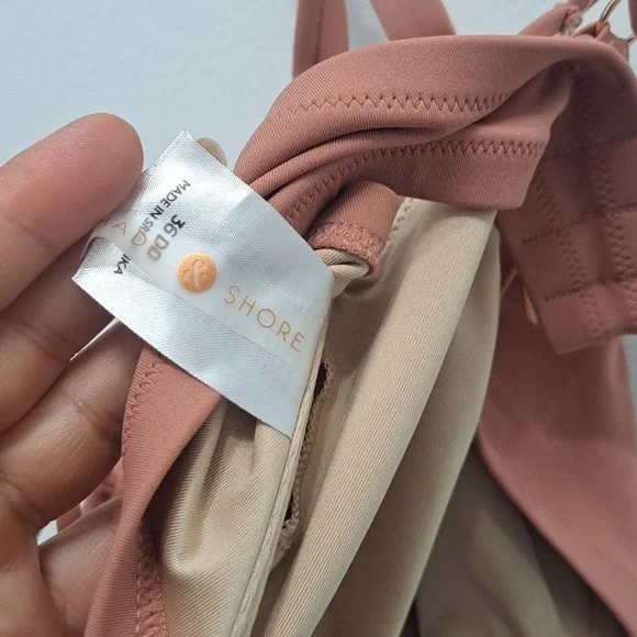 Shade & Shore bikini top Only size 36DD - Picture 3 of 5